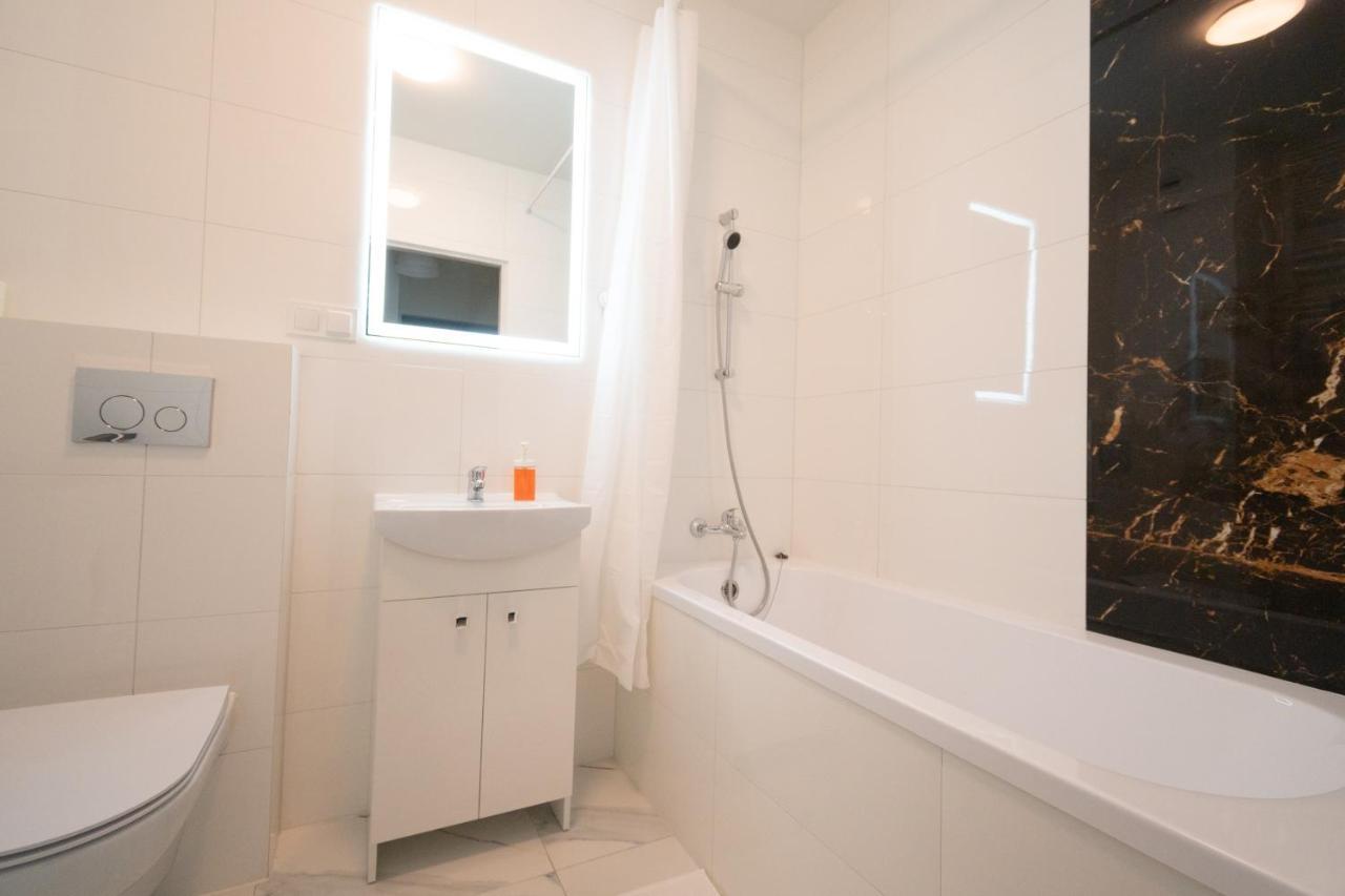 Apartament Alpha Łódź Esterno foto